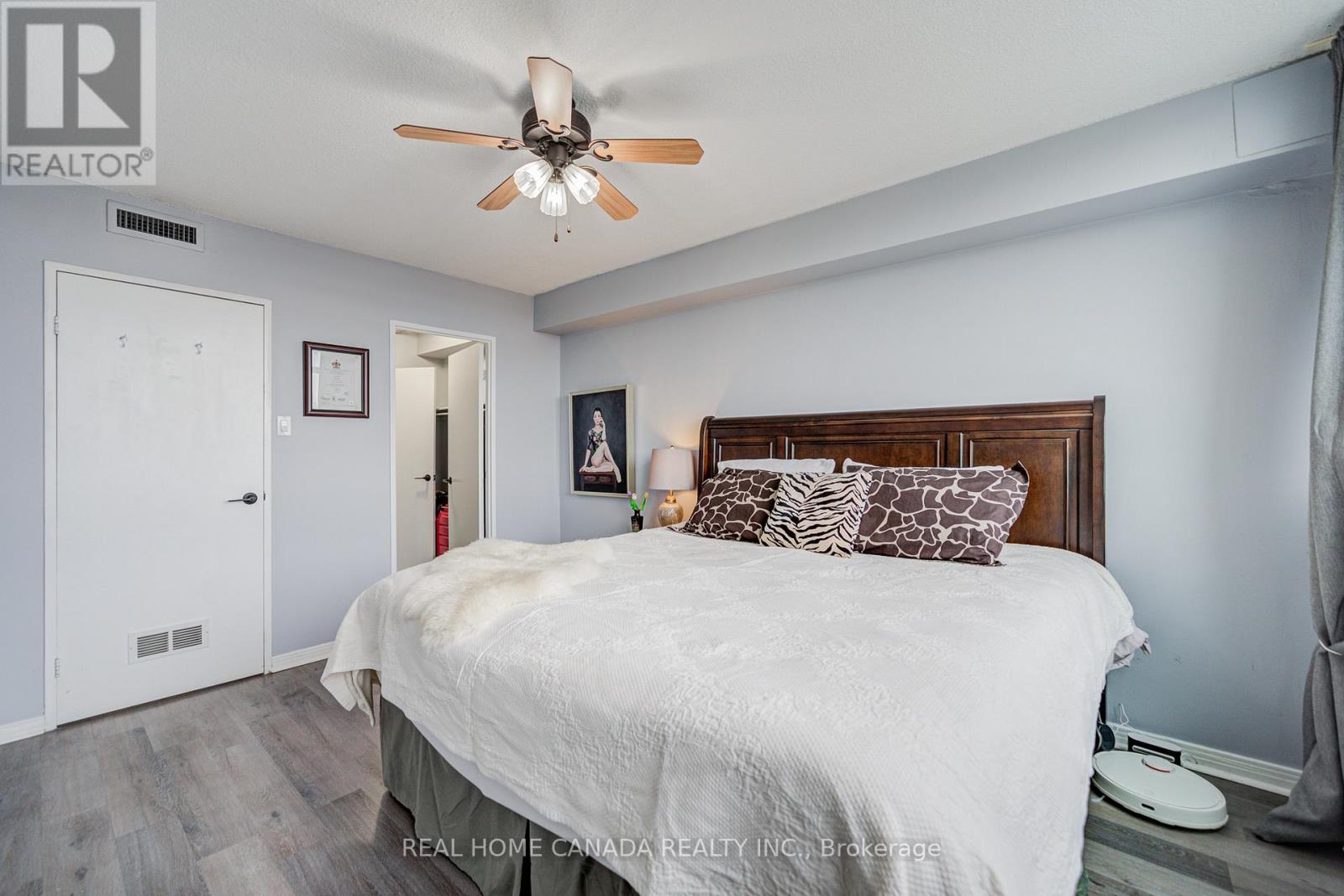 708 - 1359 White Oaks Boulevard, Oakville, Ontario  L6H 2R8 - Photo 25 - W12948924