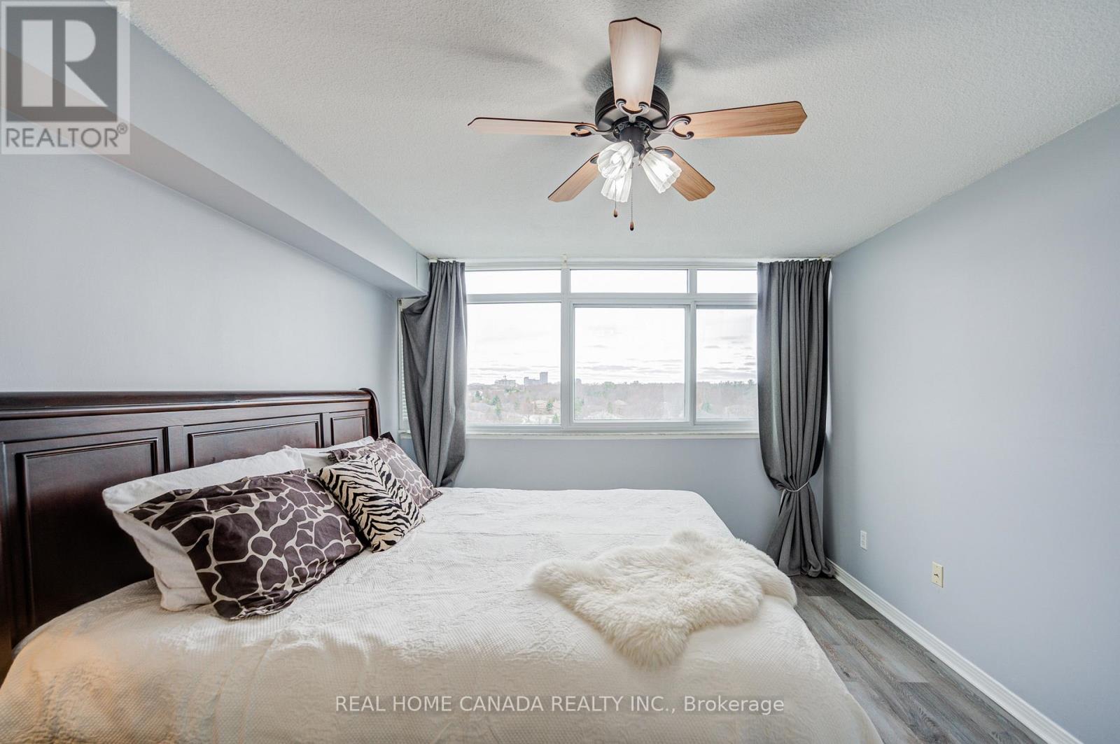 708 - 1359 White Oaks Boulevard, Oakville, Ontario  L6H 2R8 - Photo 26 - W12948924