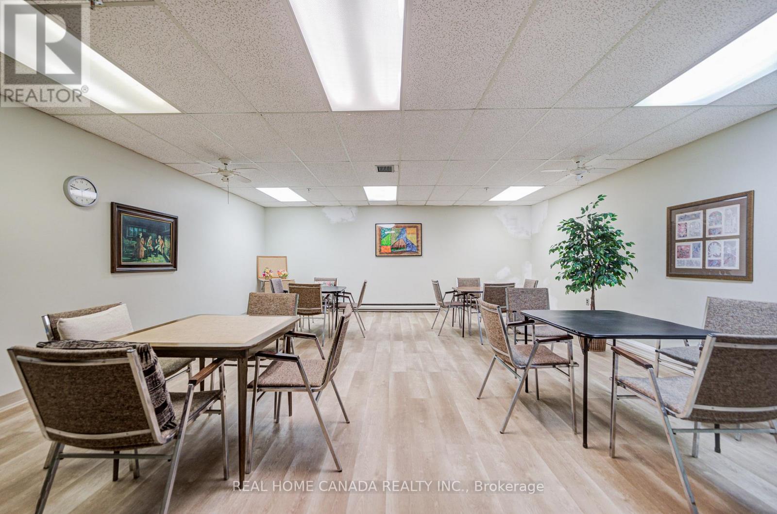 708 - 1359 White Oaks Boulevard, Oakville, Ontario  L6H 2R8 - Photo 42 - W12948924