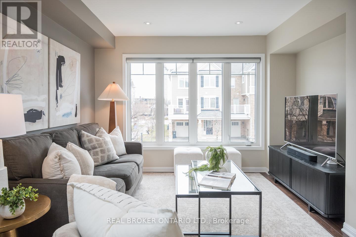 984 Nadalin Heights, Milton, Ontario  L9T 8R1 - Photo 13 - W12948938