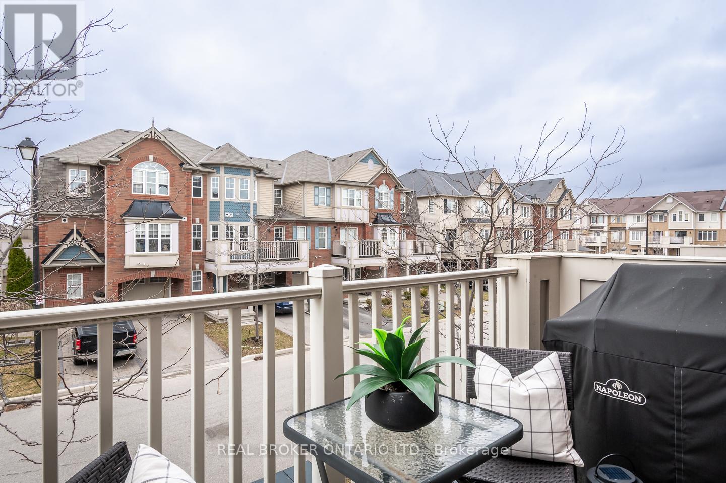 984 Nadalin Heights, Milton, Ontario  L9T 8R1 - Photo 16 - W12948938