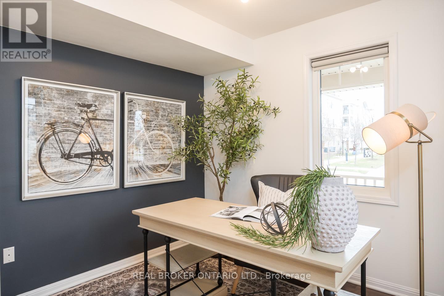 984 Nadalin Heights, Milton, Ontario  L9T 8R1 - Photo 2 - W12948938