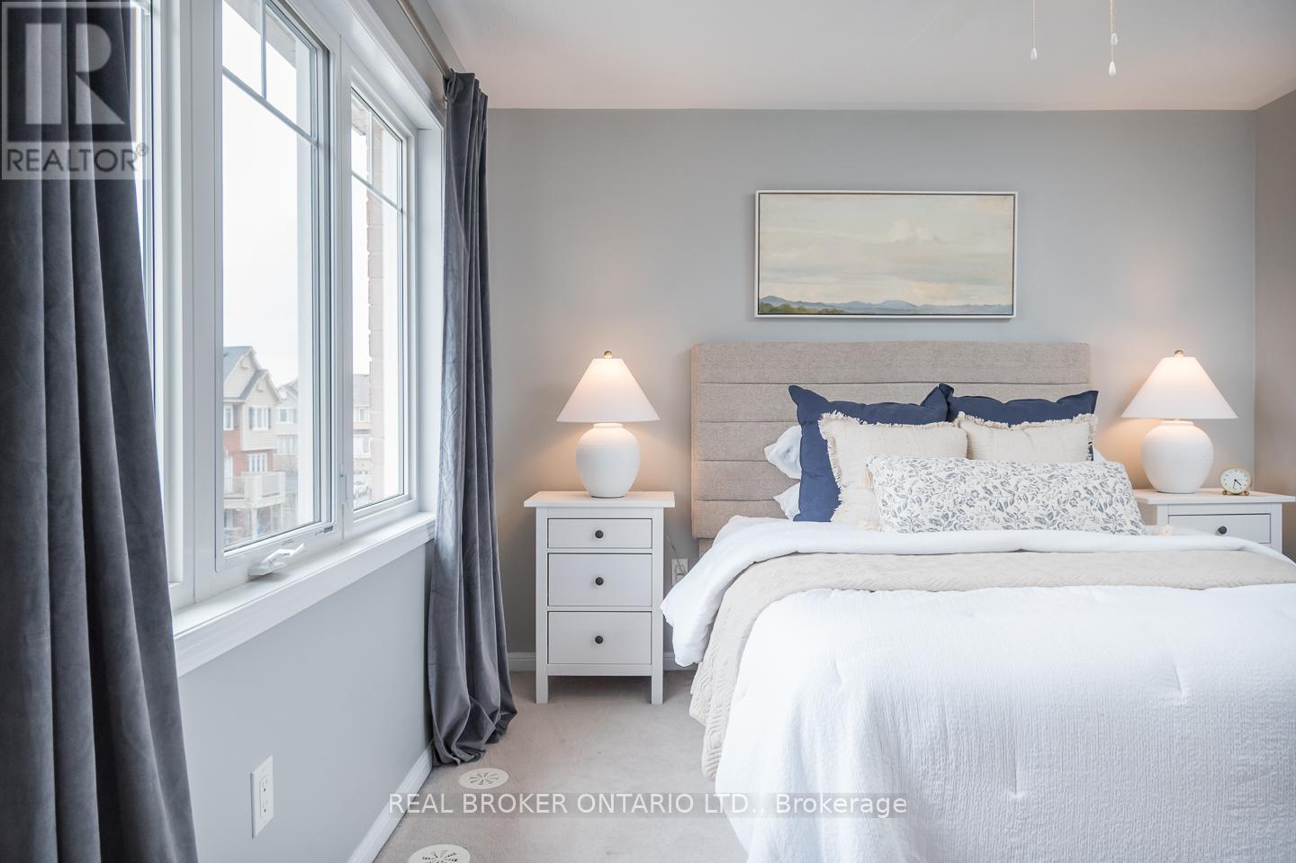 984 Nadalin Heights, Milton, Ontario  L9T 8R1 - Photo 25 - W12948938