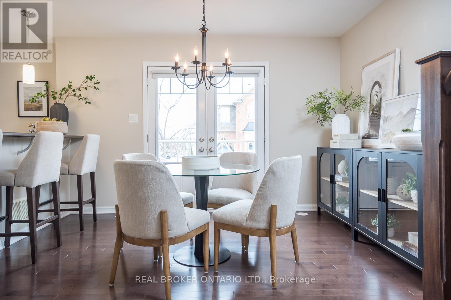 984 Nadalin Heights, Milton, Ontario  L9T 8R1 - Photo 4 - W12948938