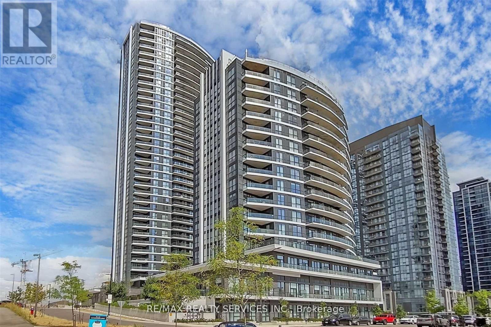 1812 - 35 WATERGARDEN DRIVE, Mississauga, Ontario