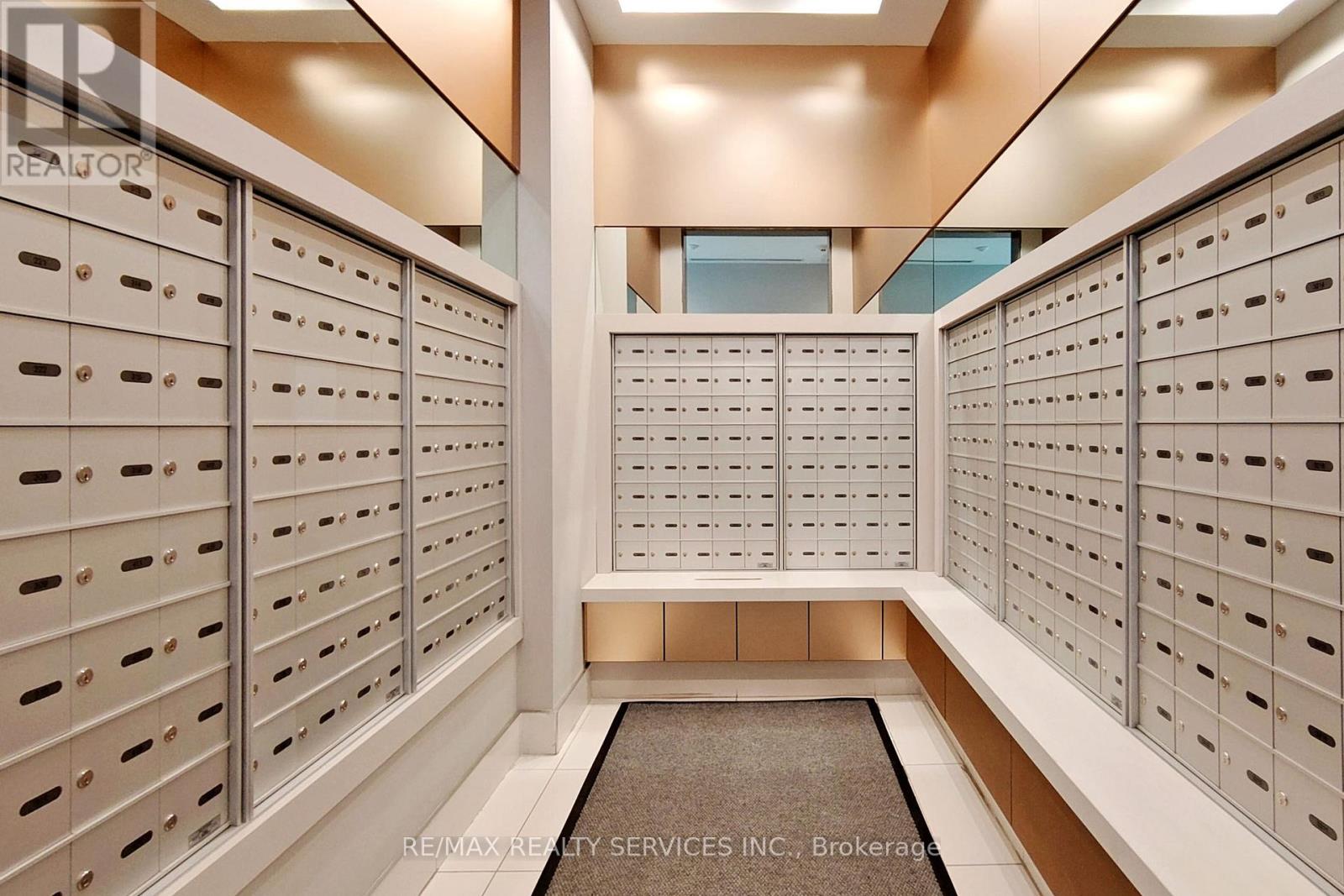 1812 - 35 Watergarden Drive, Mississauga, Ontario  L5R 0G8 - Photo 25 - W12948952