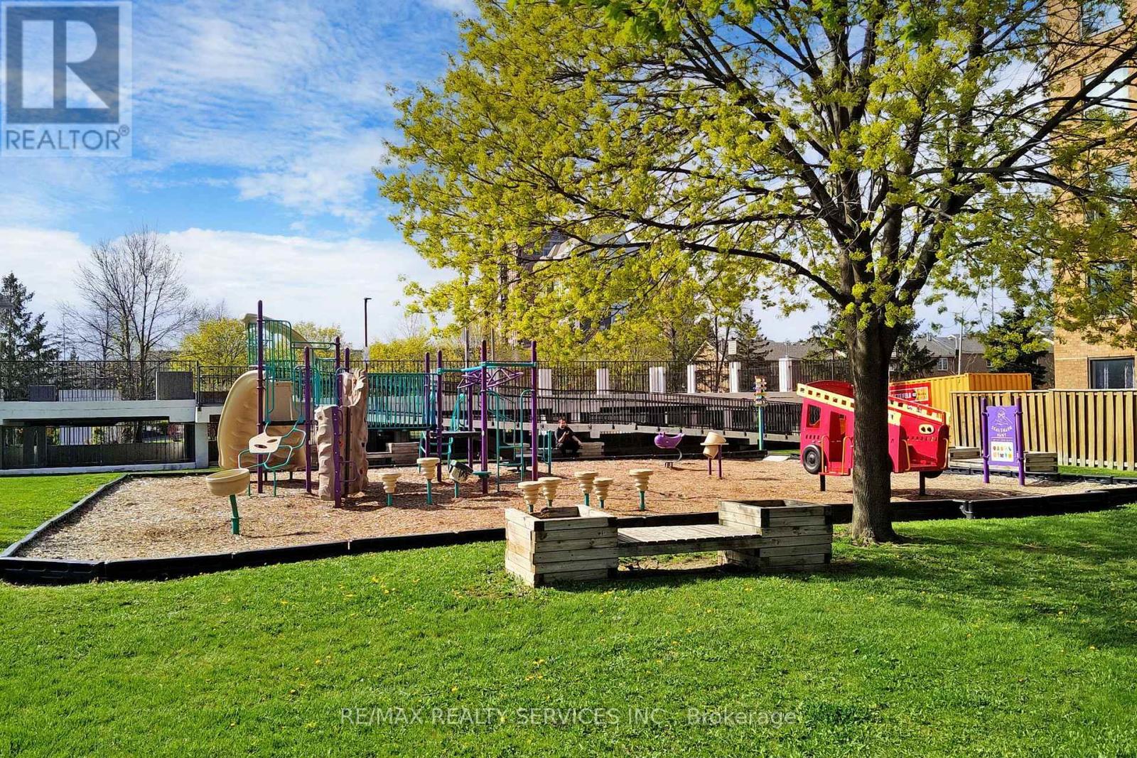 1812 - 35 Watergarden Drive, Mississauga, Ontario  L5R 0G8 - Photo 26 - W12948952