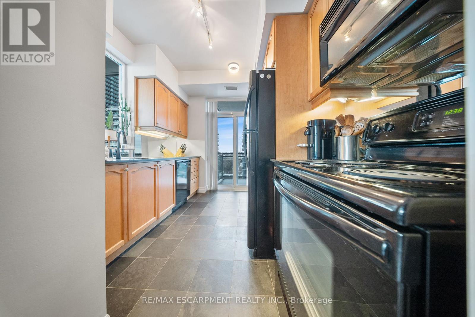 707 - 58 Marine Parade Drive, Toronto, Ontario  M8V 4G1 - Photo 15 - W12948962