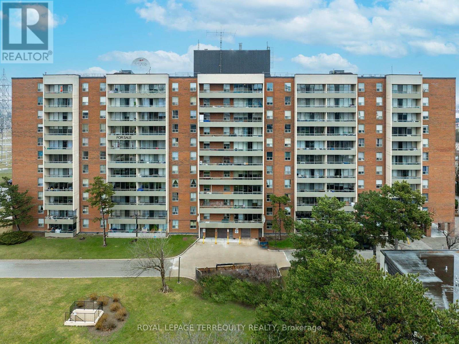 802 - 19 Four Winds Drive, Toronto, Ontario  M3J 2S9 - Photo 33 - W12948964
