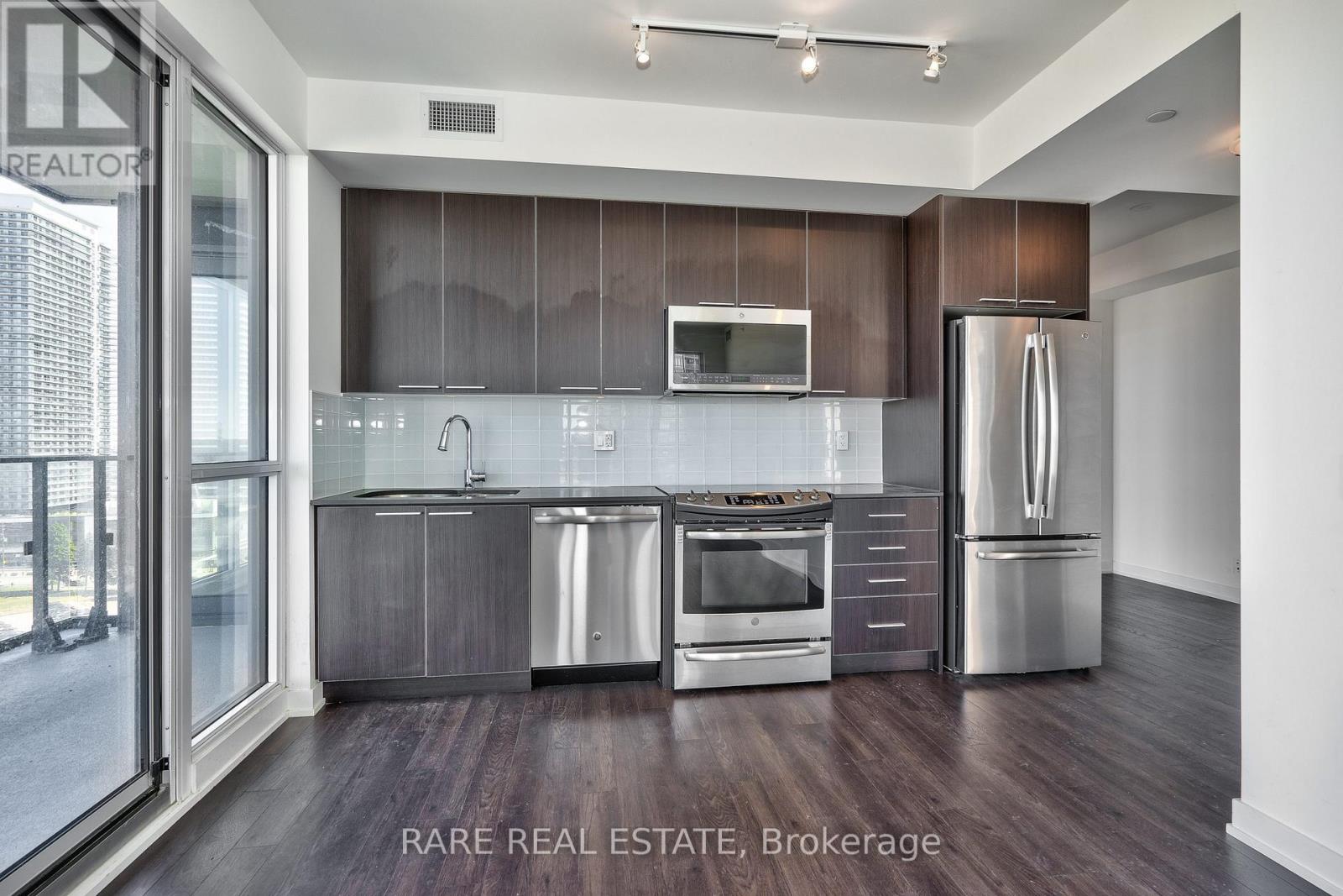 1407 - 10 Park Lawn Road, Toronto, Ontario  M8V 0H9 - Photo 4 - W12949006