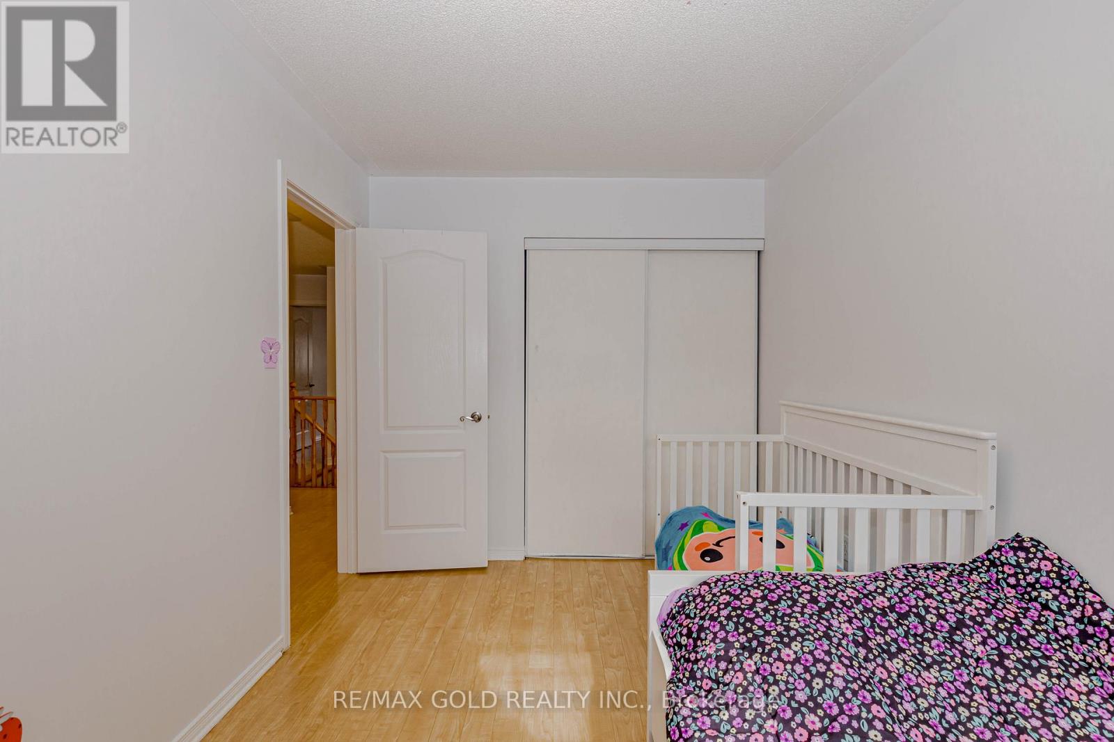 1105 Meadowgrove Court, Mississauga, Ontario  L5W 1J2 - Photo 25 - W12949012