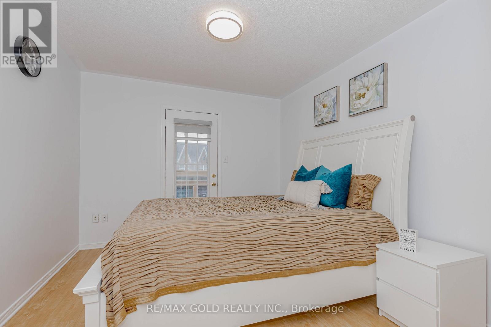 1105 Meadowgrove Court, Mississauga, Ontario  L5W 1J2 - Photo 27 - W12949012