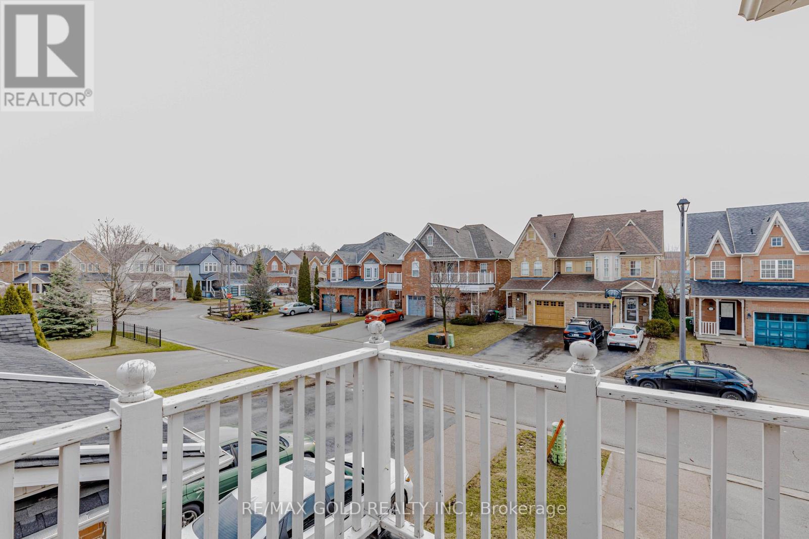 1105 Meadowgrove Court, Mississauga, Ontario  L5W 1J2 - Photo 30 - W12949012