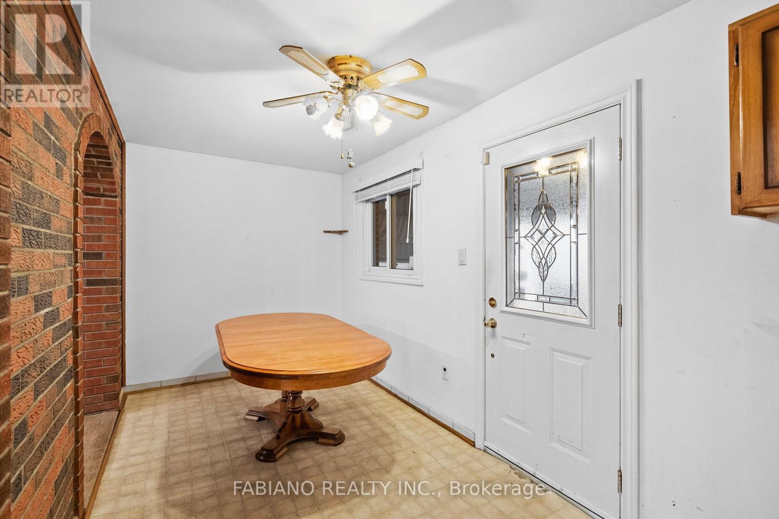 80 Cayuga Avenue, Toronto, Ontario  M6N 2G3 - Photo 13 - W12949034