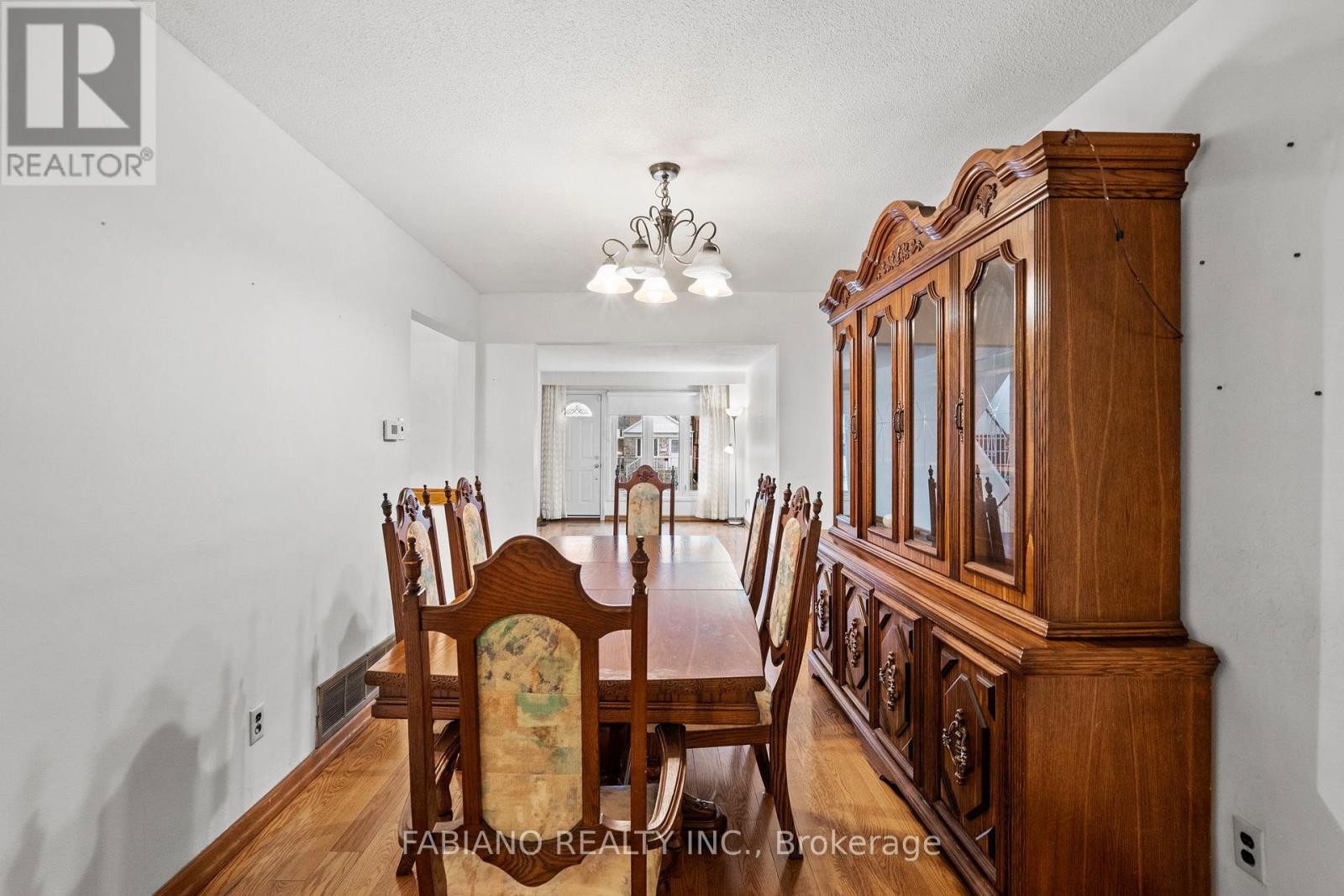 80 Cayuga Avenue, Toronto, Ontario  M6N 2G3 - Photo 18 - W12949034