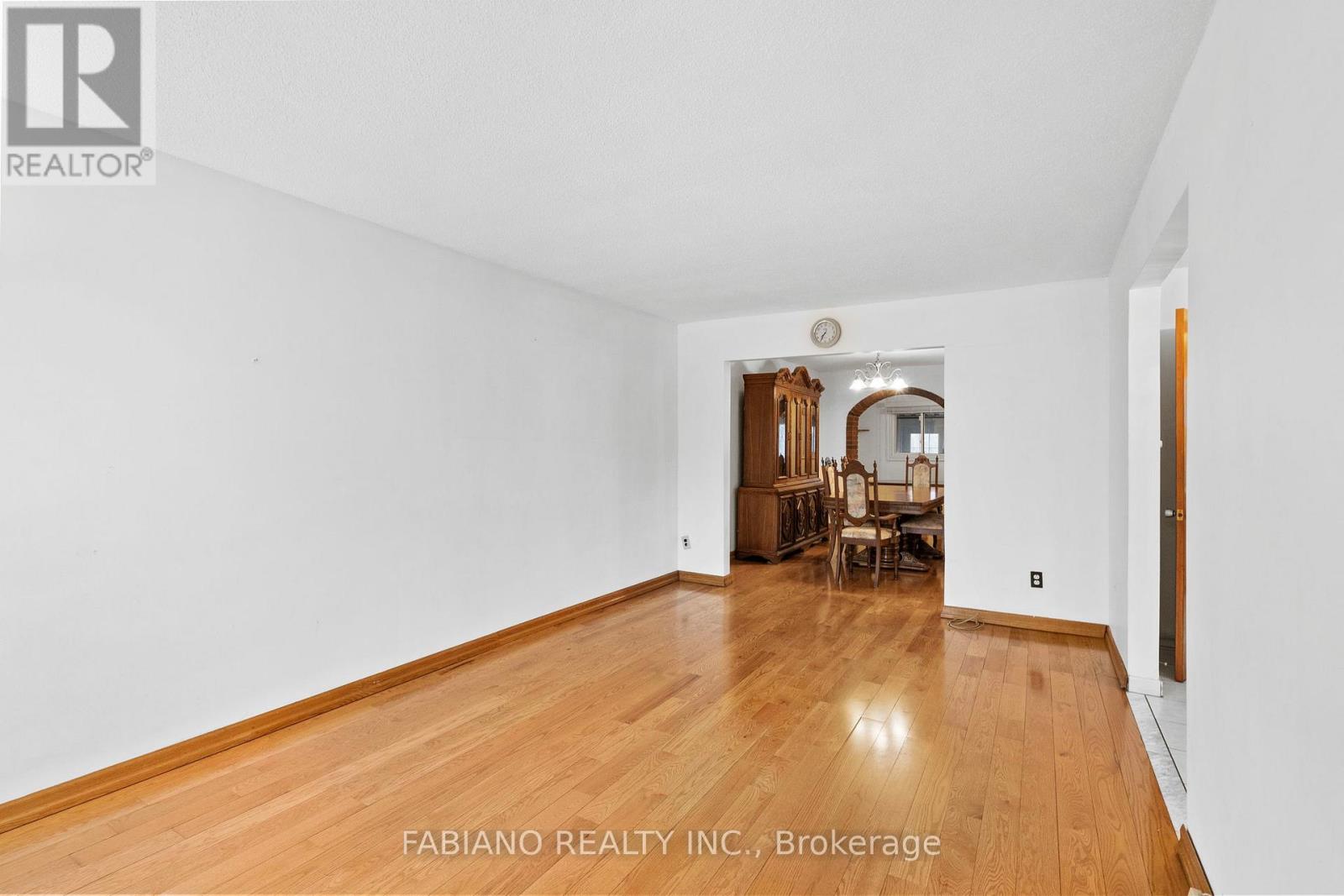 80 Cayuga Avenue, Toronto, Ontario  M6N 2G3 - Photo 6 - W12949034