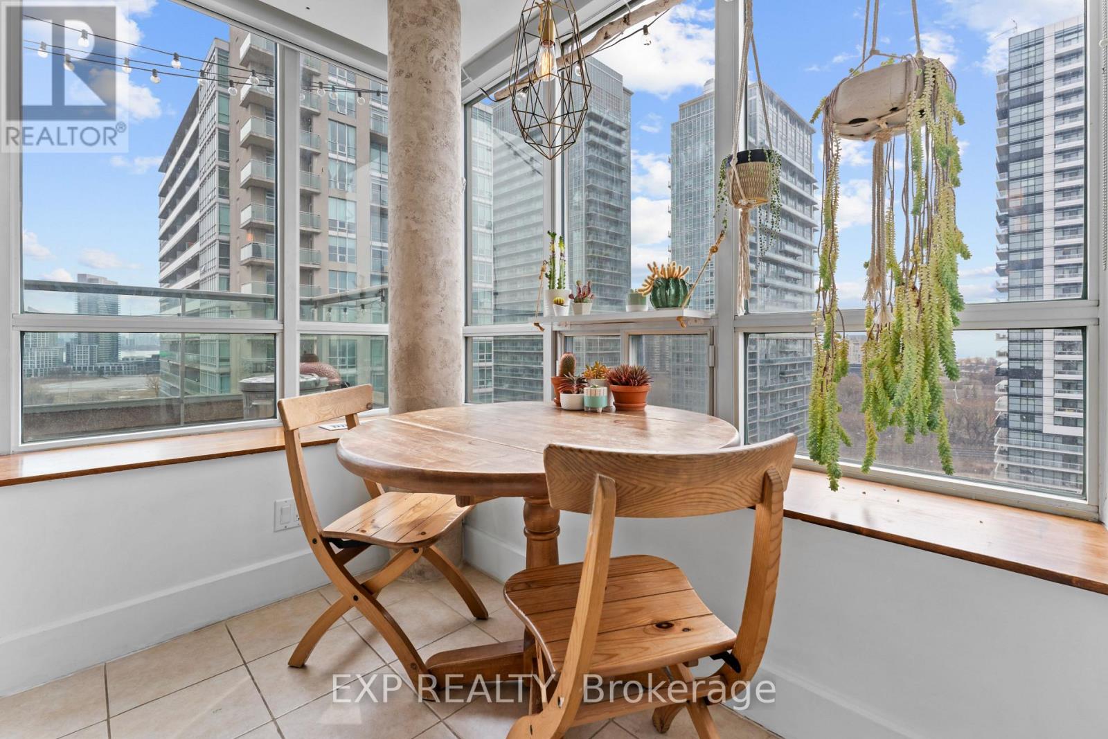 828 - 250 Manitoba Street, Toronto, Ontario  M8Y 4G8 - Photo 10 - W12949052