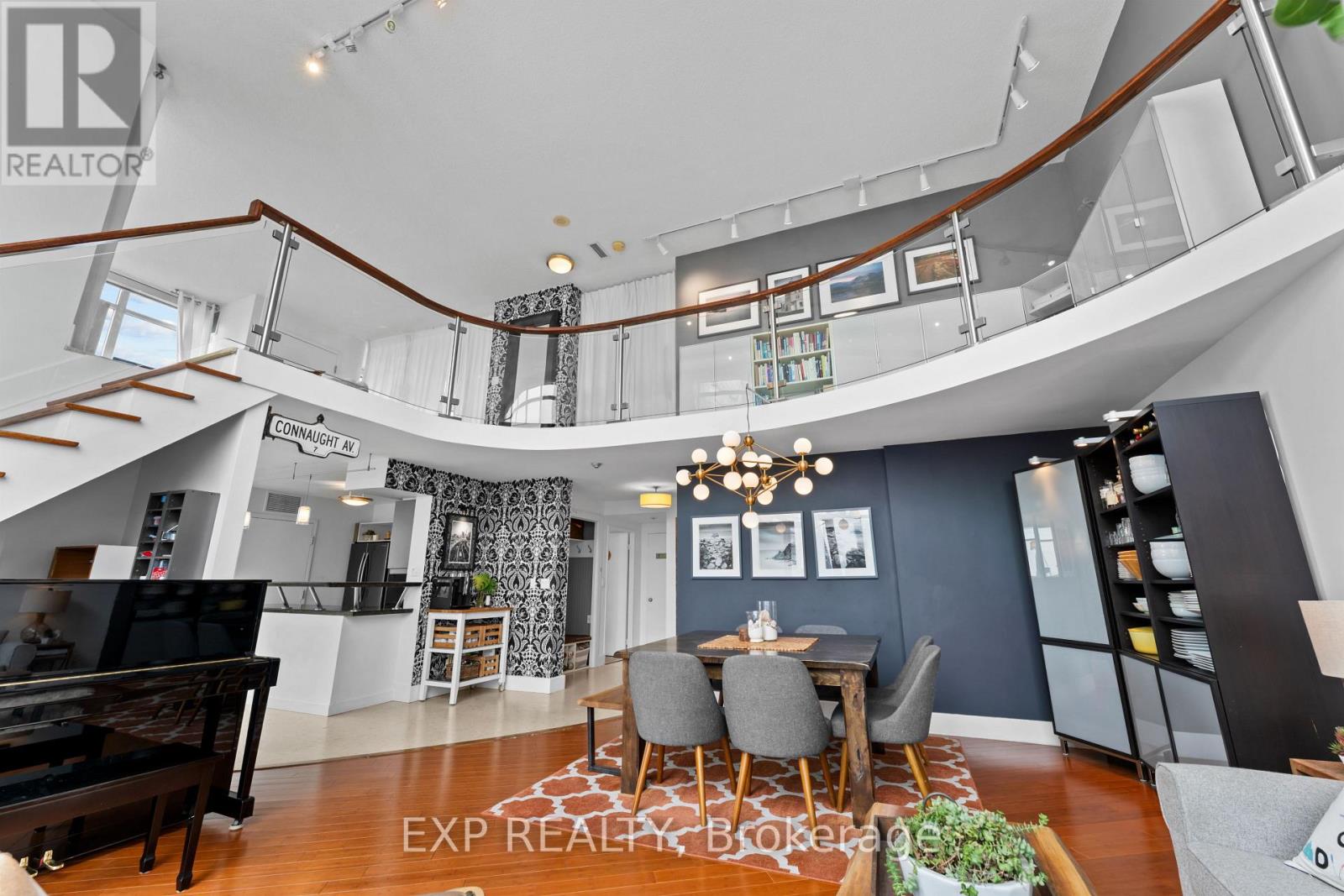 828 - 250 Manitoba Street, Toronto, Ontario  M8Y 4G8 - Photo 6 - W12949052