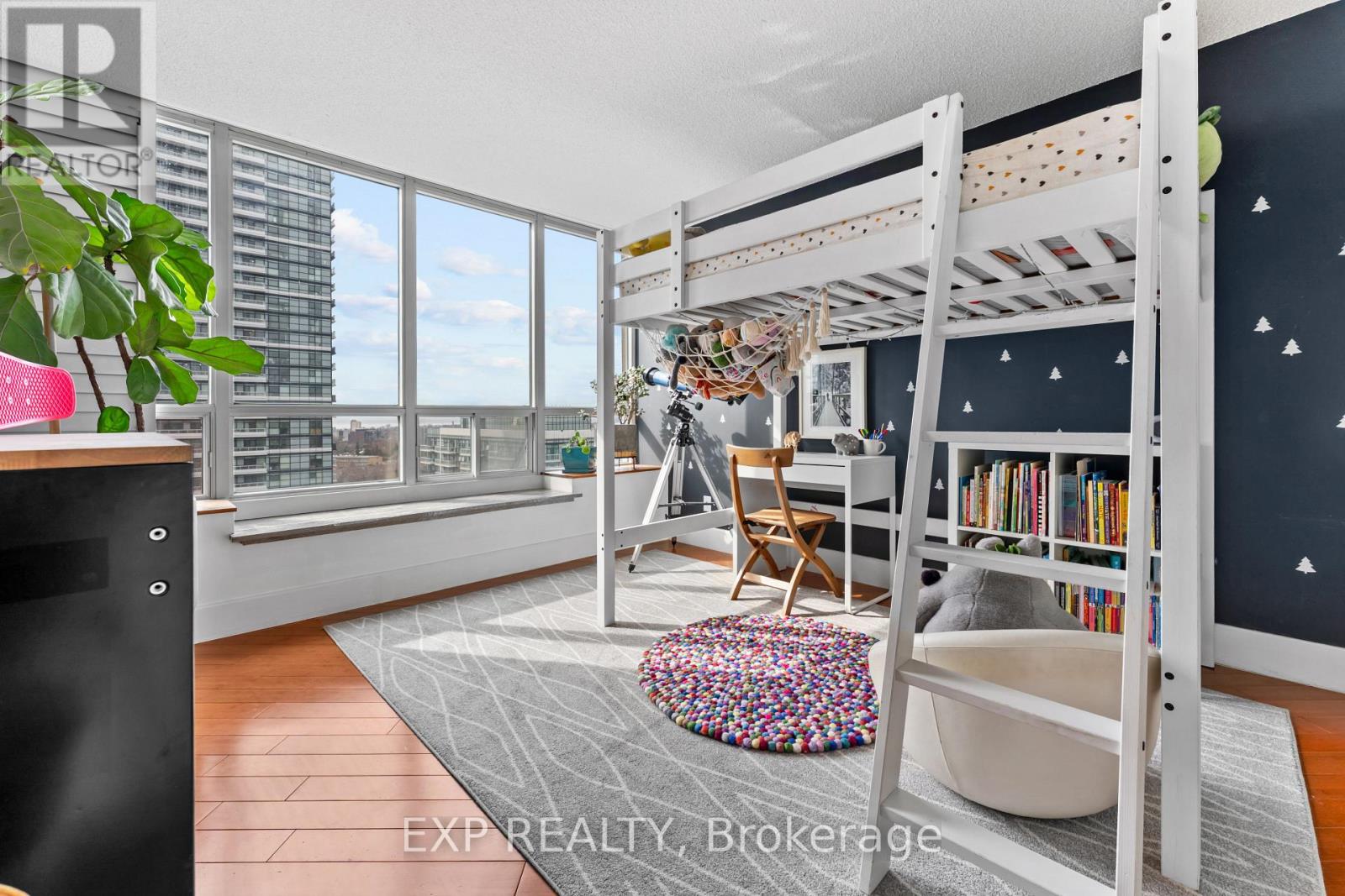 828 - 250 Manitoba Street, Toronto, Ontario  M8Y 4G8 - Photo 7 - W12949052