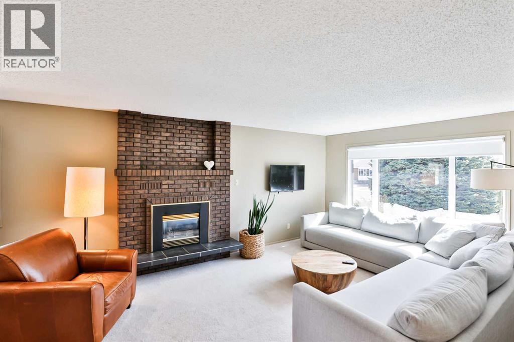 104 Elm Crescent S, Lethbridge, Alberta  T1K 4X1 - Photo 7 - A2295381