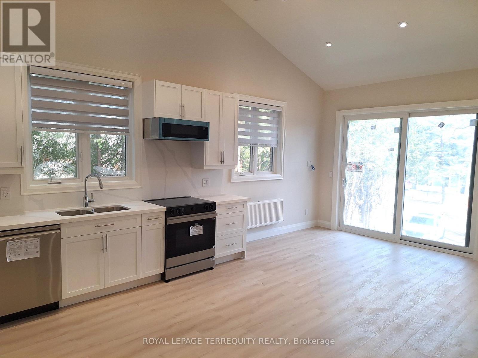 2 - 165 BAY STREET E, Blue Mountains, Ontario