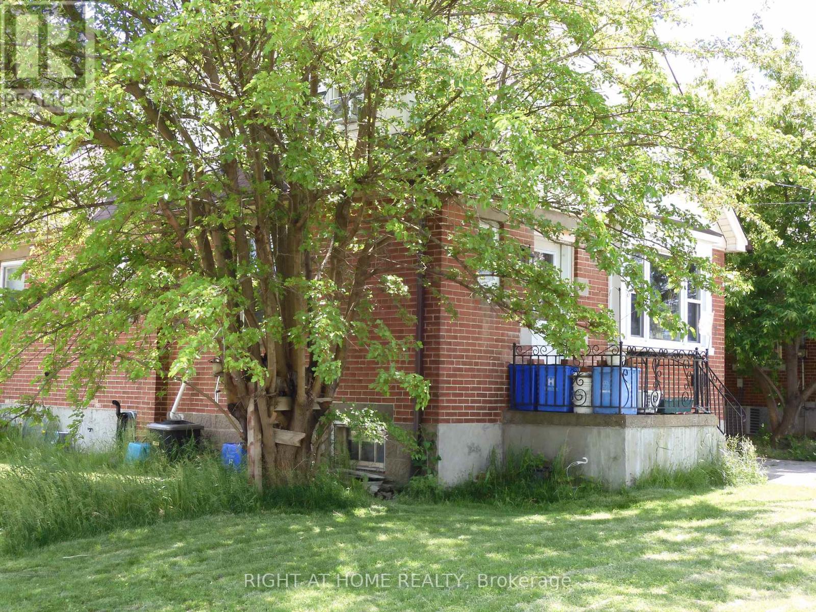 787 Upper Gage Avenue, Hamilton, Ontario  L8V 4K5 - Photo 2 - X12948972