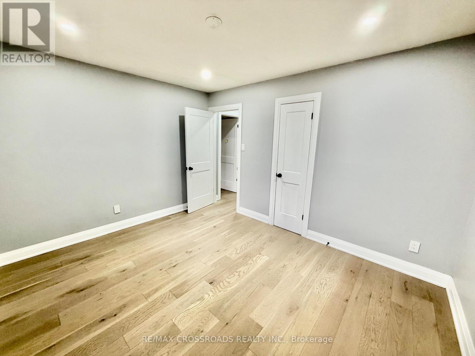 804 Fairview Avenue, Pickering, Ontario  L1W 1M8 - Photo 10 - E12907658