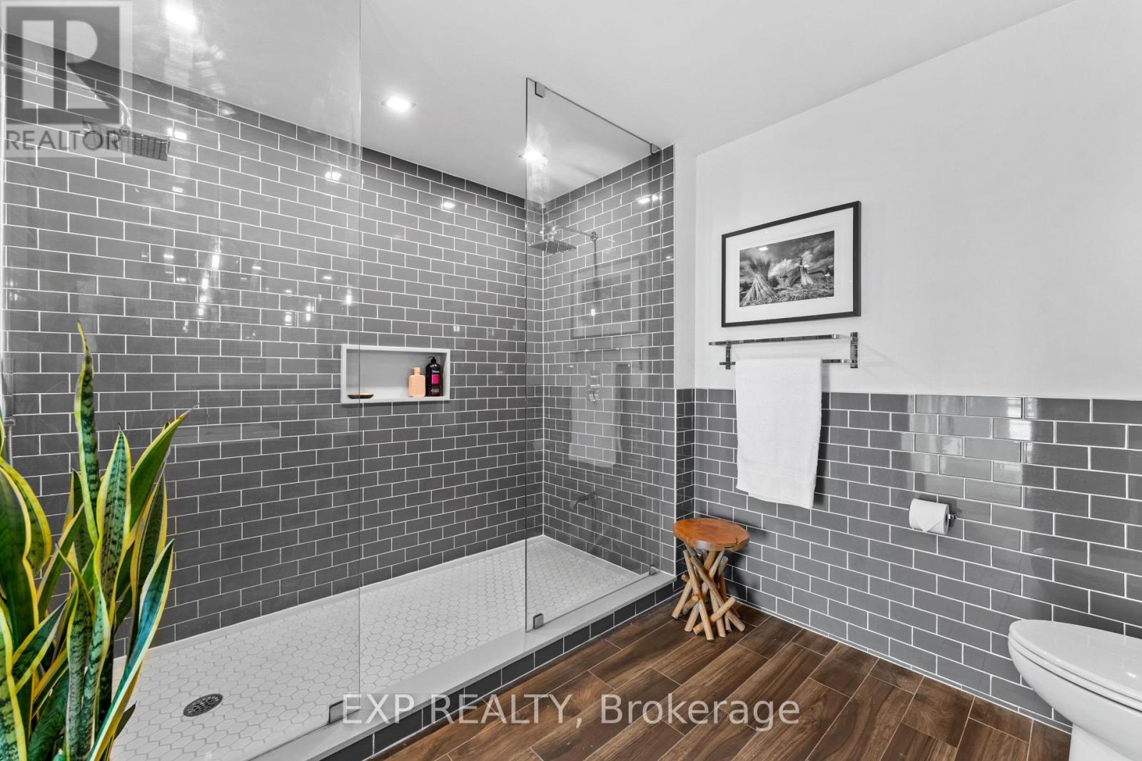 828 - 250 Manitoba Street, Toronto, Ontario  M8Y 4G8 - Photo 27 - W12949052