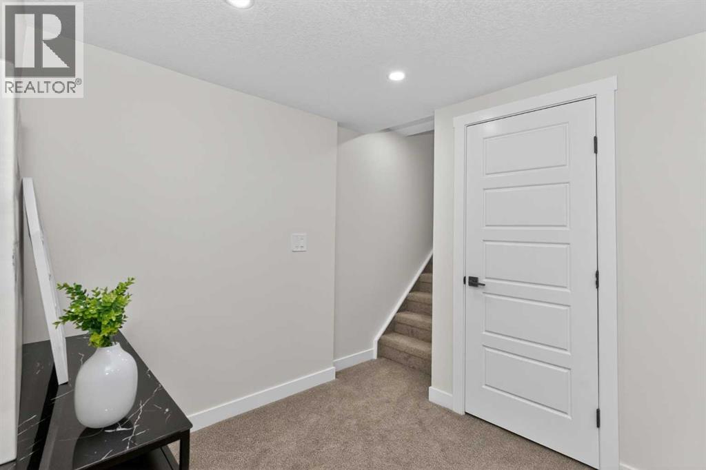 12031 Candiac Road Sw, Calgary, Alberta  T2W 1L1 - Photo 18 - A2297412