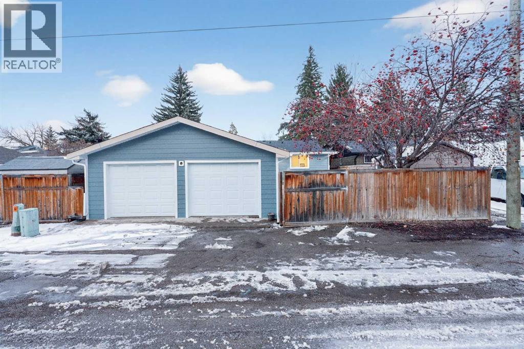 12031 Candiac Road Sw, Calgary, Alberta  T2W 1L1 - Photo 31 - A2297412