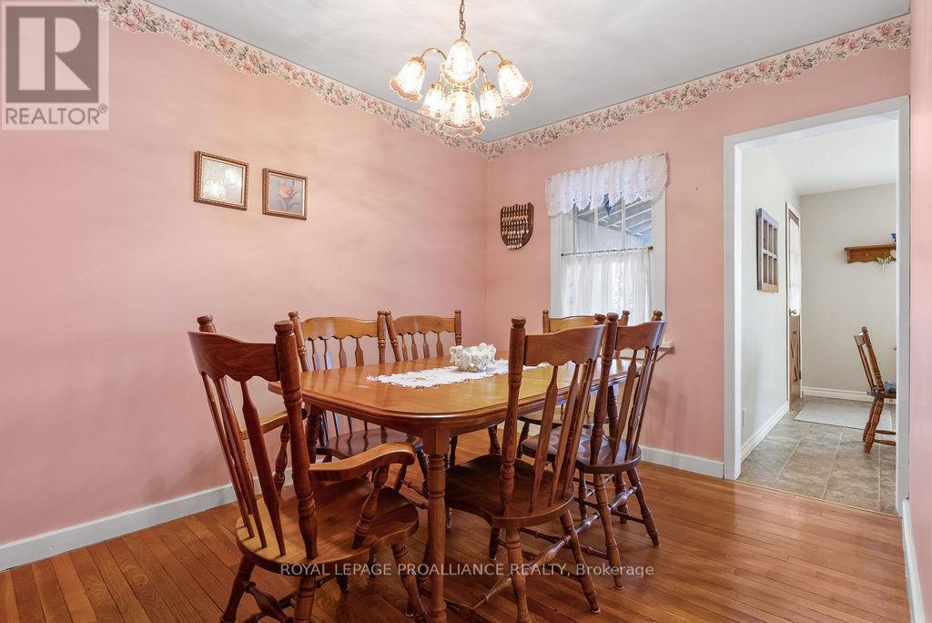 19 Orchard Drive, Belleville, Ontario  K8P 2K2 - Photo 15 - X12949110