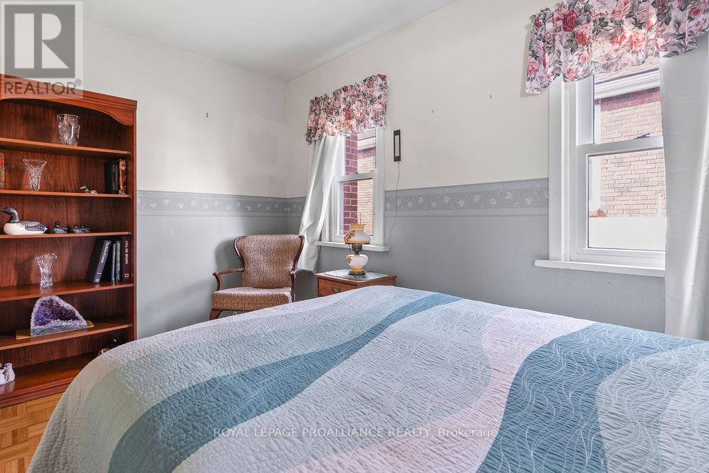 19 Orchard Drive, Belleville, Ontario  K8P 2K2 - Photo 18 - X12949110