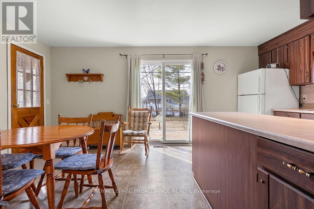 19 Orchard Drive, Belleville, Ontario  K8P 2K2 - Photo 8 - X12949110