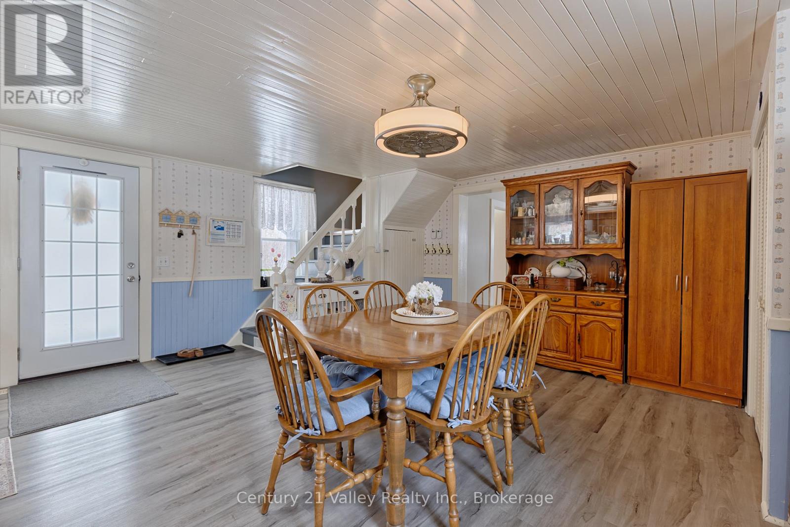 82 Bonnechere Street E, Bonnechere Valley, Ontario  K0J 1T0 - Photo 17 - X12949086