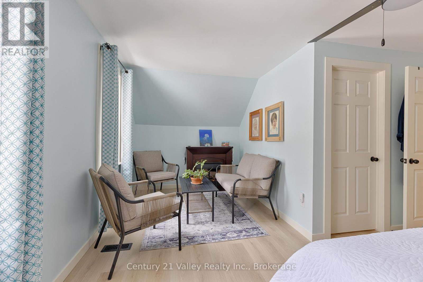 82 Bonnechere Street E, Bonnechere Valley, Ontario  K0J 1T0 - Photo 22 - X12949086