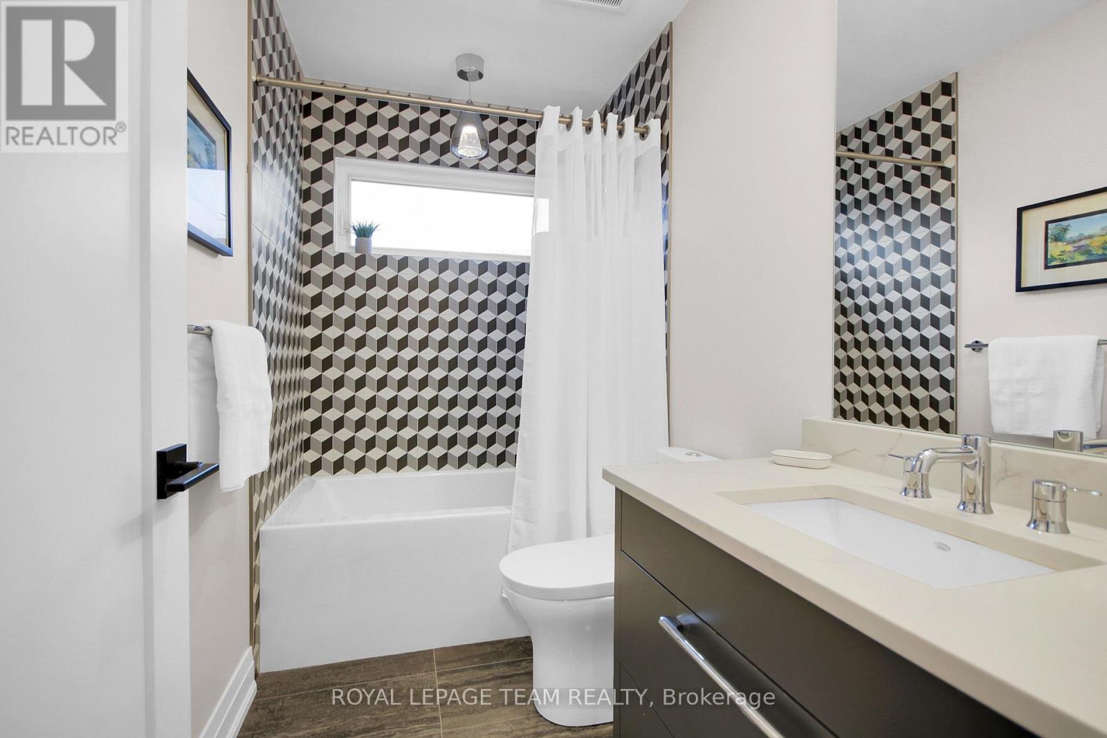 62 Rossland Avenue, Ottawa, Ontario  K2G 2K6 - Photo 37 - X12949082