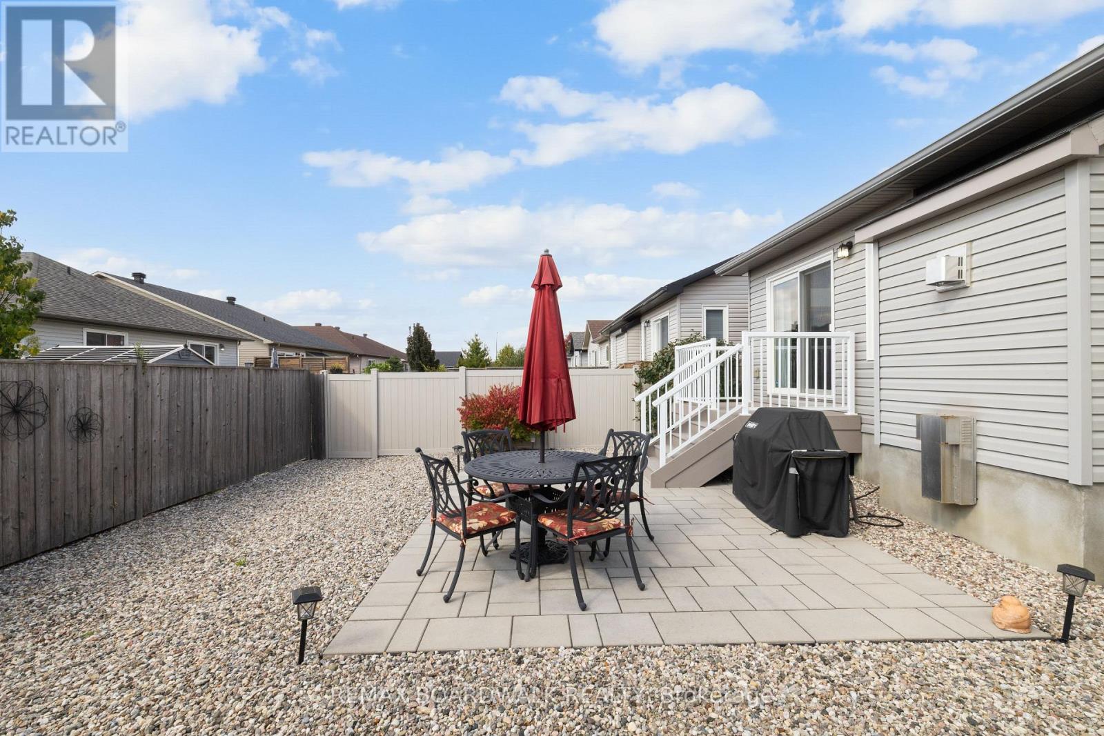 216 Mckenny Street, Mississippi Mills, Ontario  K0A 1A0 - Photo 41 - X12949114