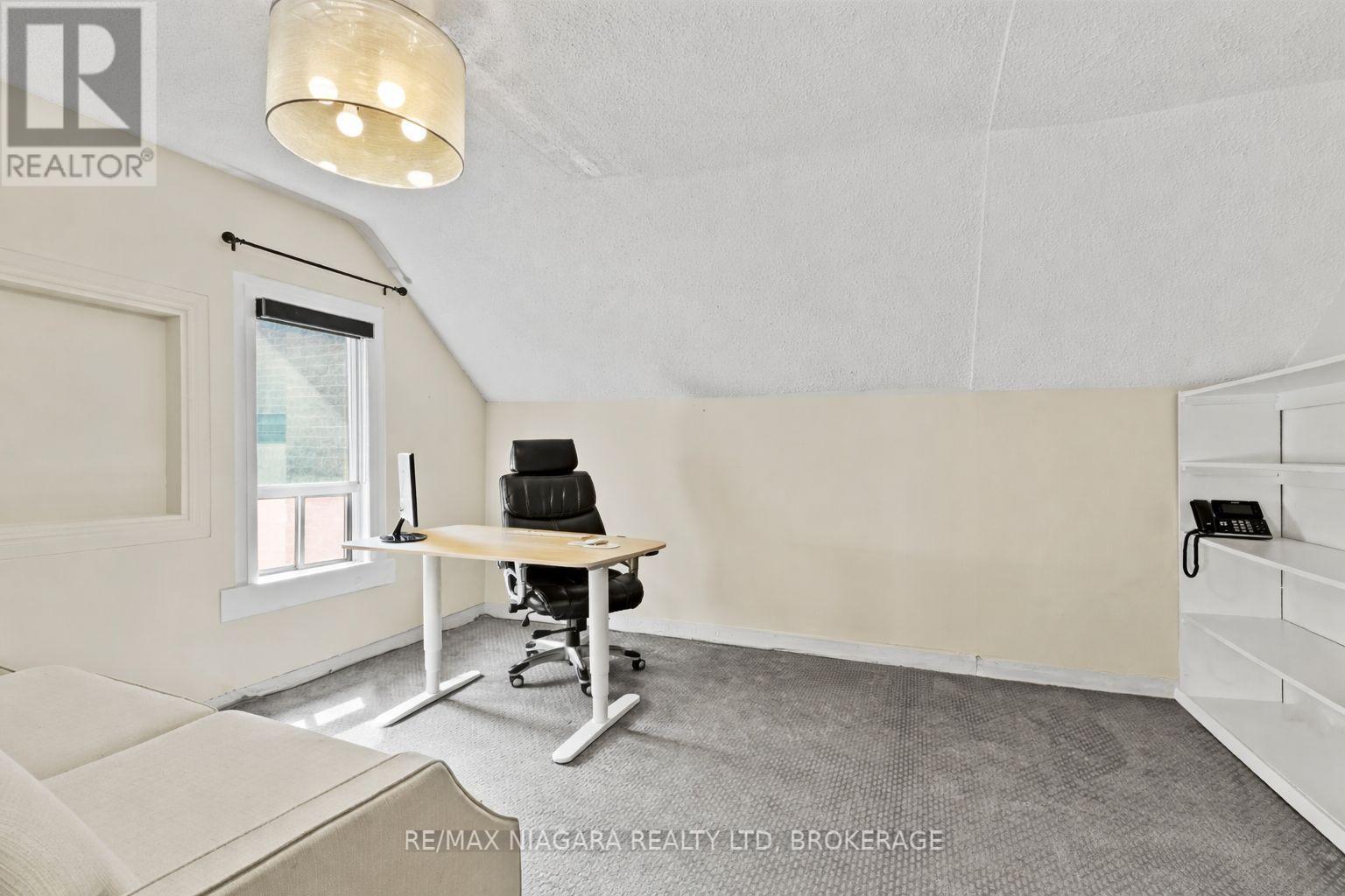 196 King Street, St. Catharines, Ontario  L2R 3J7 - Photo 18 - X12949112