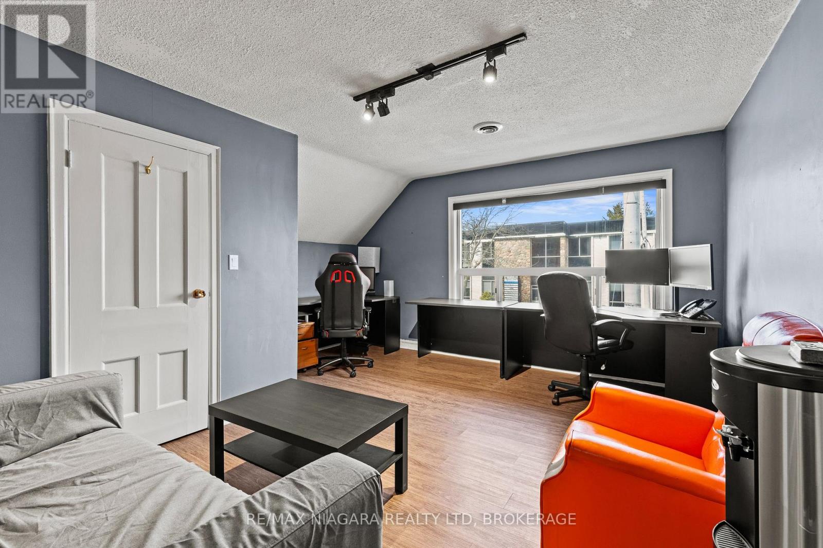 196 King Street, St. Catharines, Ontario  L2R 3J7 - Photo 20 - X12949112