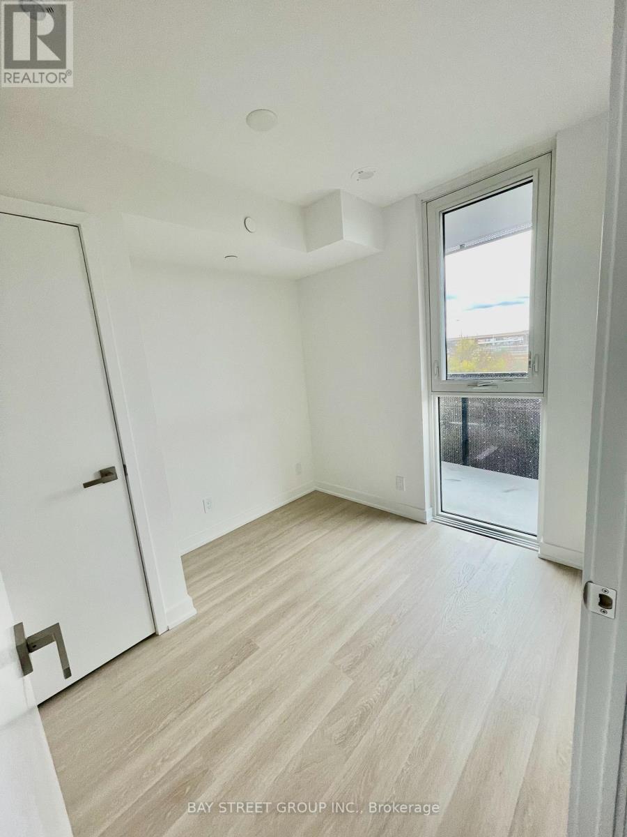 218 - 30 Tretti Way, Toronto, Ontario  M3H 0E3 - Photo 4 - C12949116