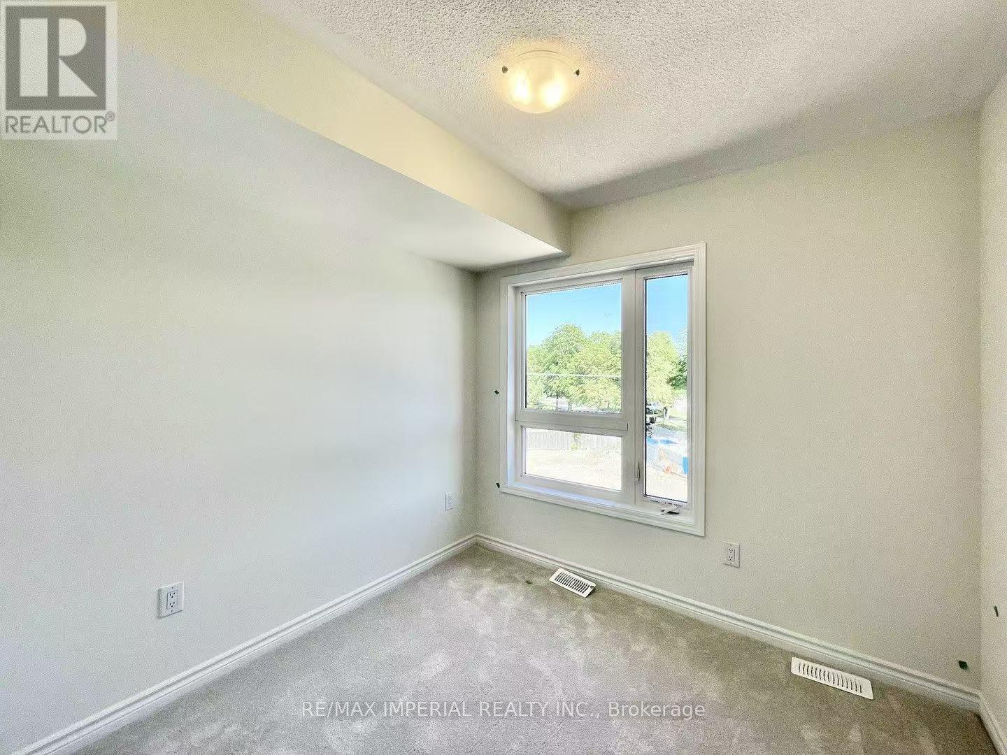 128 - 1081 Danforth Road, Toronto, Ontario  M1J 0B2 - Photo 4 - E12949068