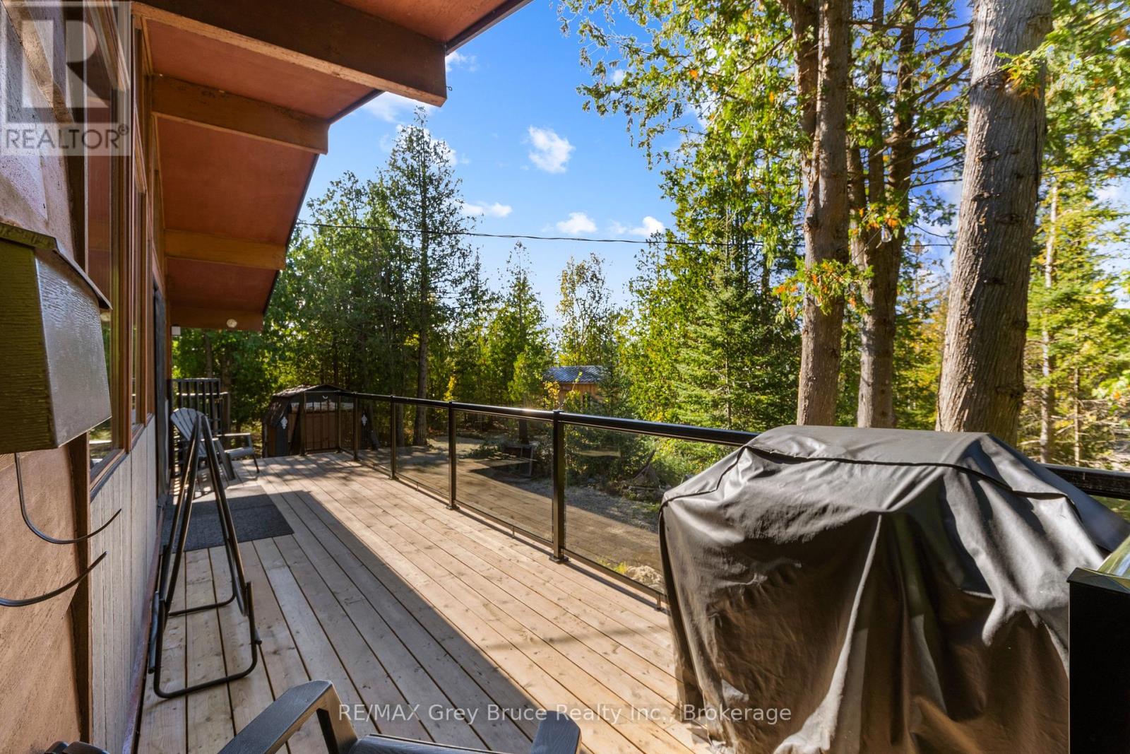 529 Lindsay Road 30, Northern Bruce Peninsula, Ontario  N0H 1Z0 - Photo 12 - X12949056