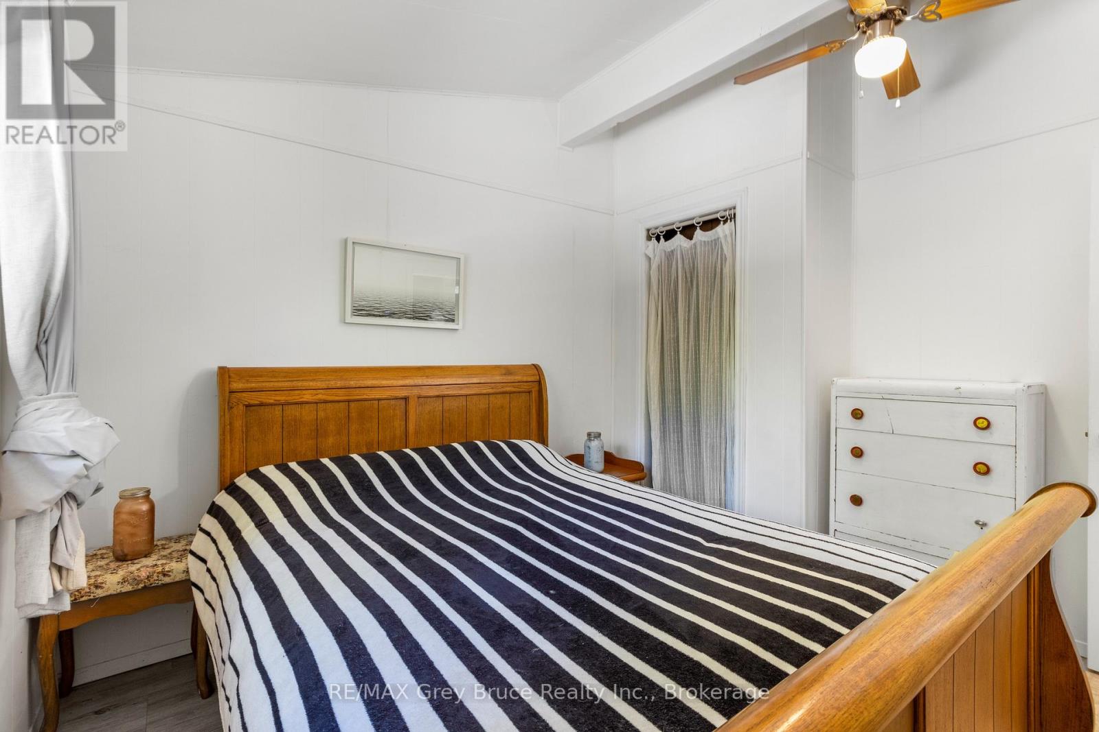 529 Lindsay Road 30, Northern Bruce Peninsula, Ontario  N0H 1Z0 - Photo 19 - X12949056