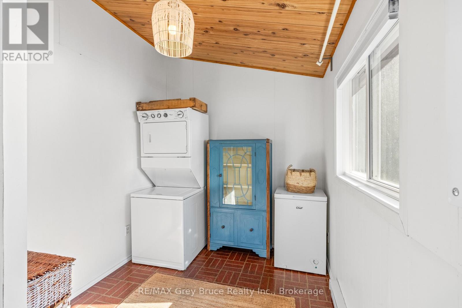 529 Lindsay Road 30, Northern Bruce Peninsula, Ontario  N0H 1Z0 - Photo 21 - X12949056