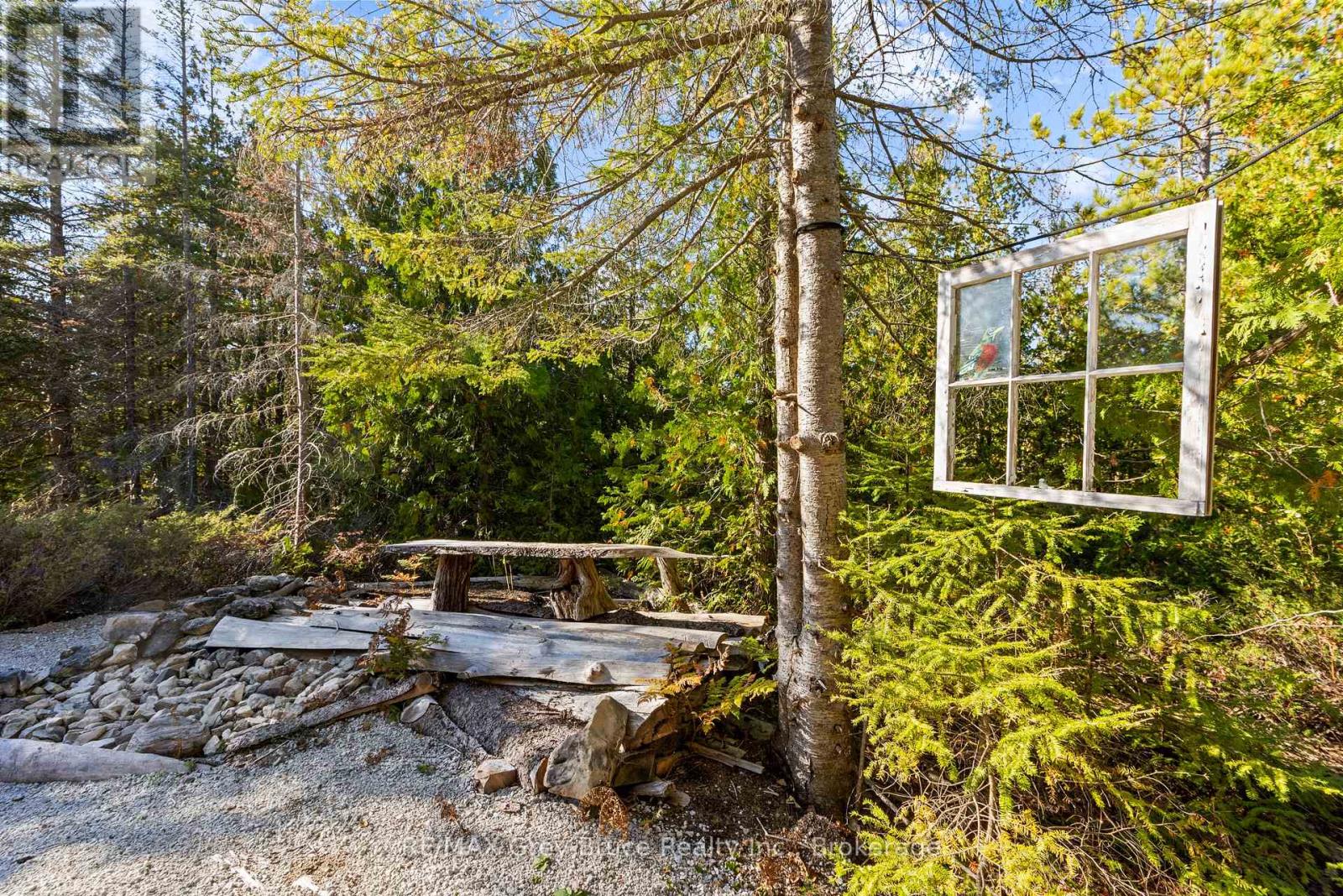 529 Lindsay Road 30, Northern Bruce Peninsula, Ontario  N0H 1Z0 - Photo 41 - X12949056