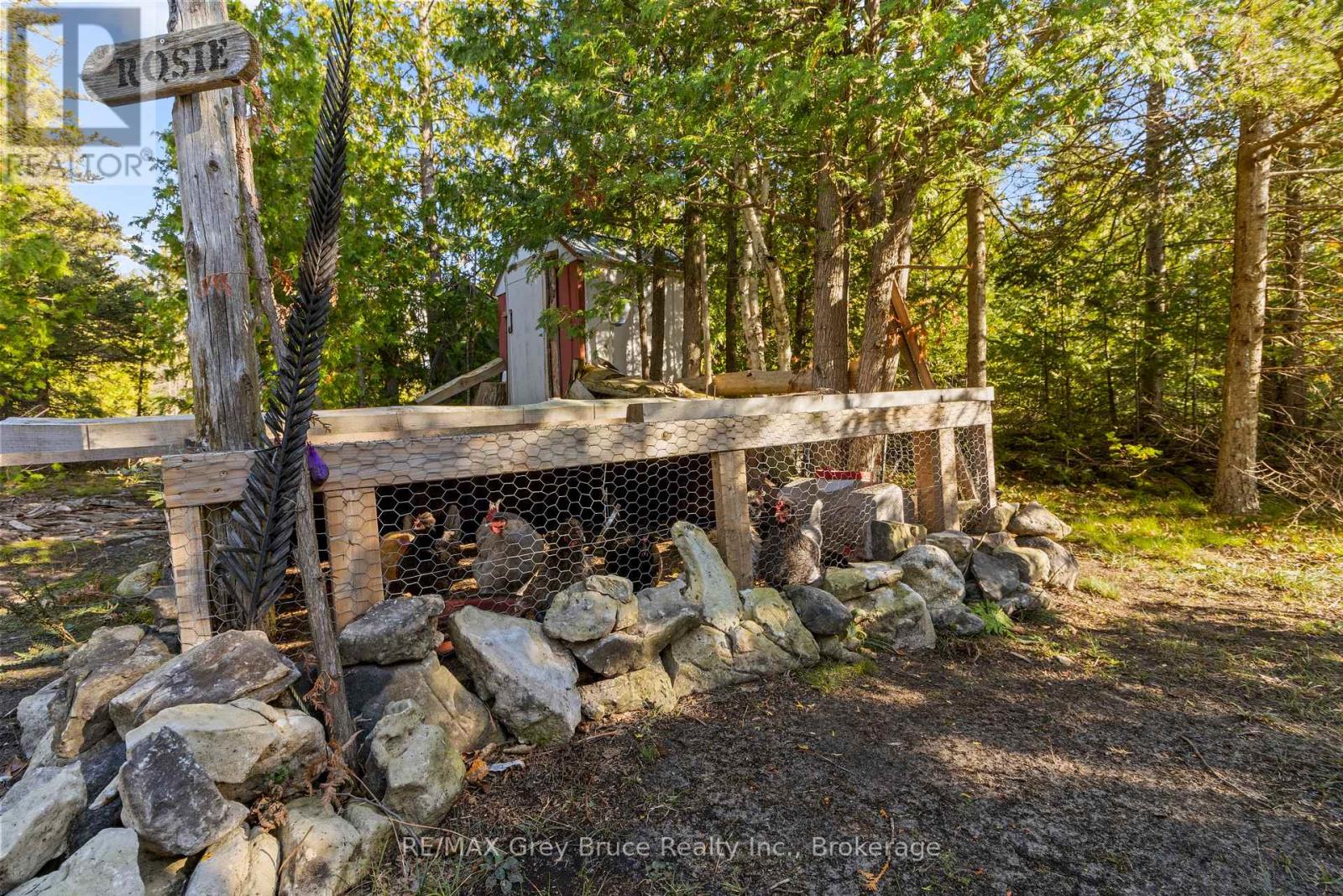 529 Lindsay Road 30, Northern Bruce Peninsula, Ontario  N0H 1Z0 - Photo 42 - X12949056