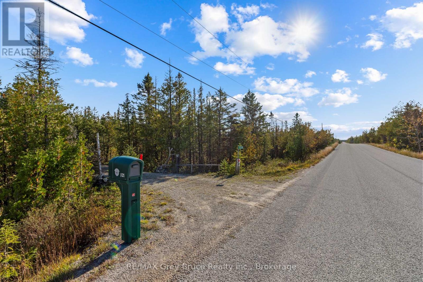 529 Lindsay Road 30, Northern Bruce Peninsula, Ontario  N0H 1Z0 - Photo 45 - X12949056