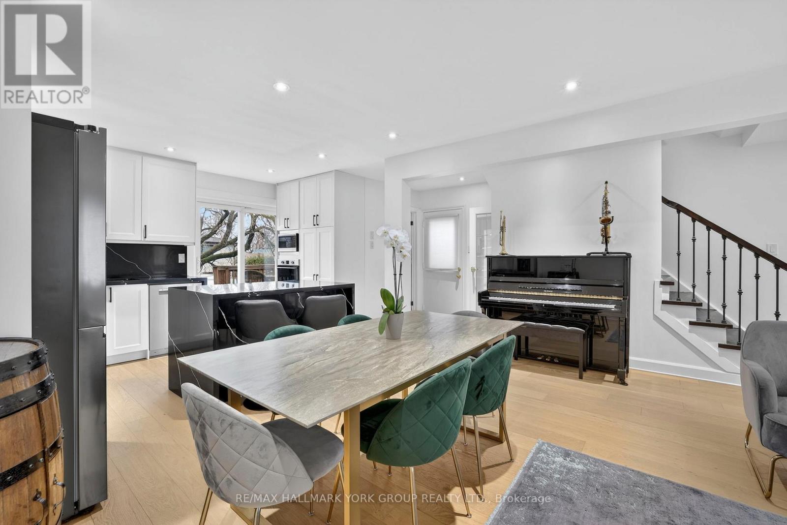 459 Sandford Street, Newmarket, Ontario  L3Y 4S8 - Photo 17 - N12949088