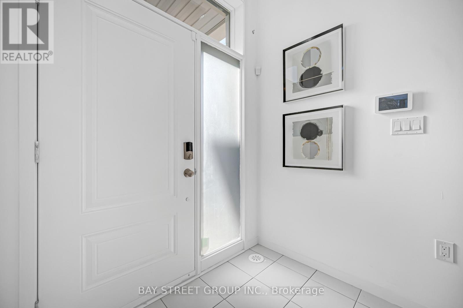 27 Armillo Place, Markham, Ontario  L6E 0V4 - Photo 2 - N12949092