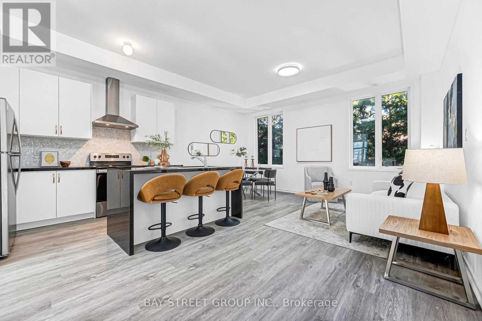 27 Armillo Place, Markham, Ontario  L6E 0V4 - Photo 4 - N12949092